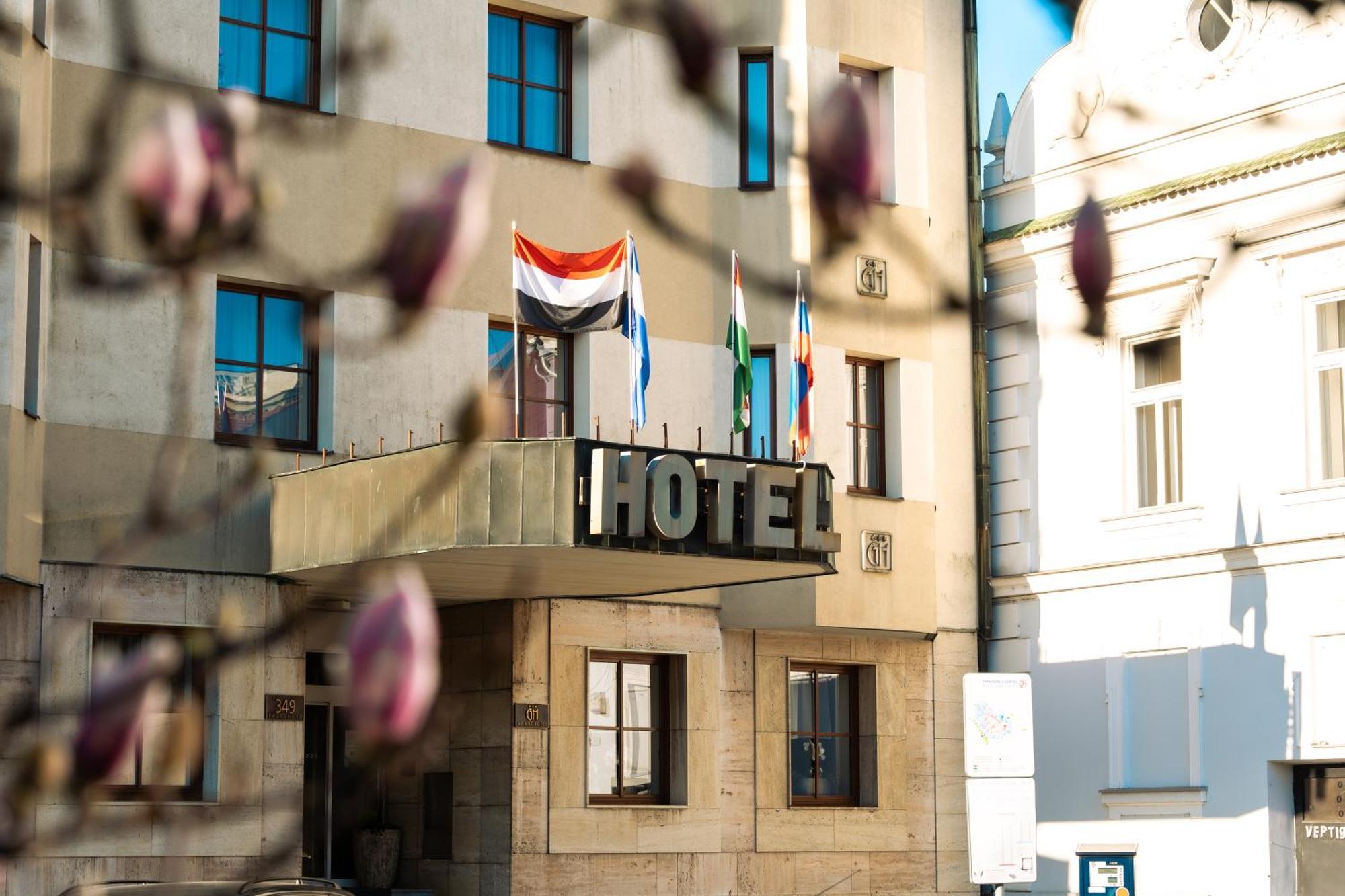 Hotel Grand Uherské Hradiště Eksteriør billede
